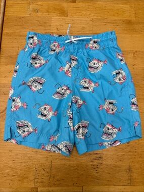 Old Navy Size Medium (8) Boy’s Swim Trunks *very nice used condition*